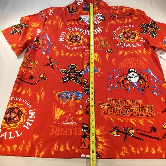 Stranger Things Hellfire Club Button Up Shirt Red Flames Graphic Men’s XL NWT - Picture 3 of 6
